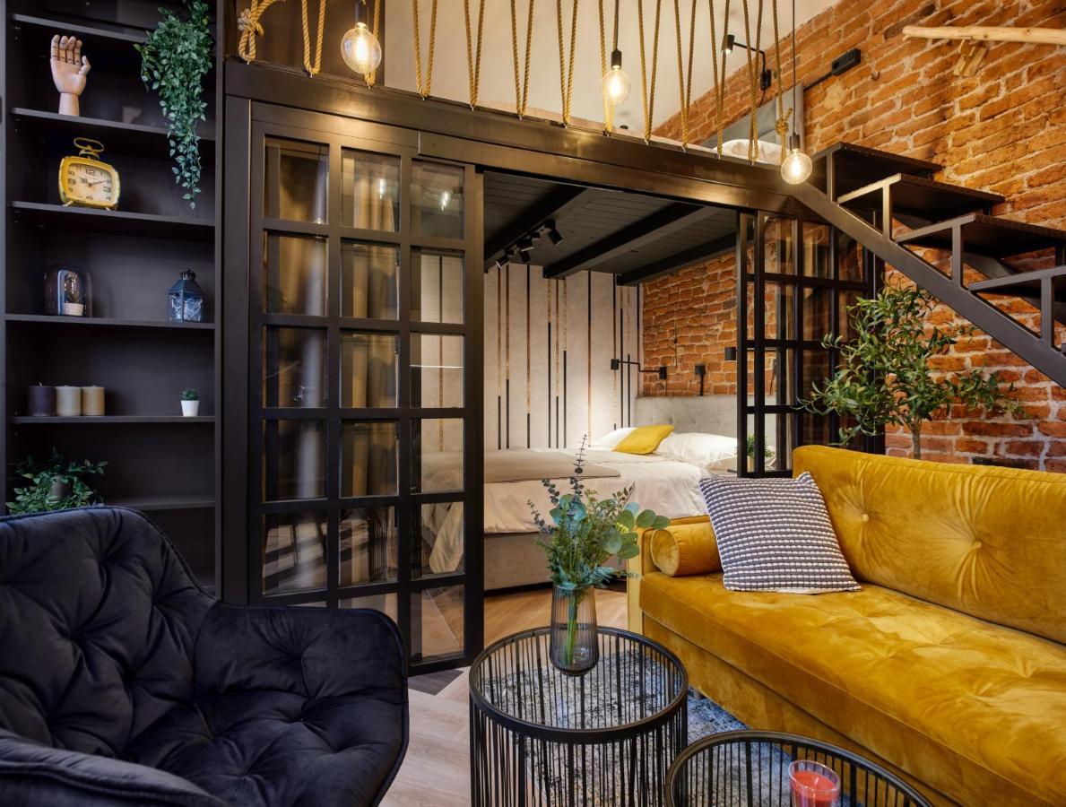 Joseph Studio Apartment By Irundo ザグレブ エクステリア 写真